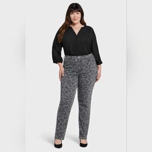 DG2 VELVET PAISLEY GREY DENIM PANT NWT!